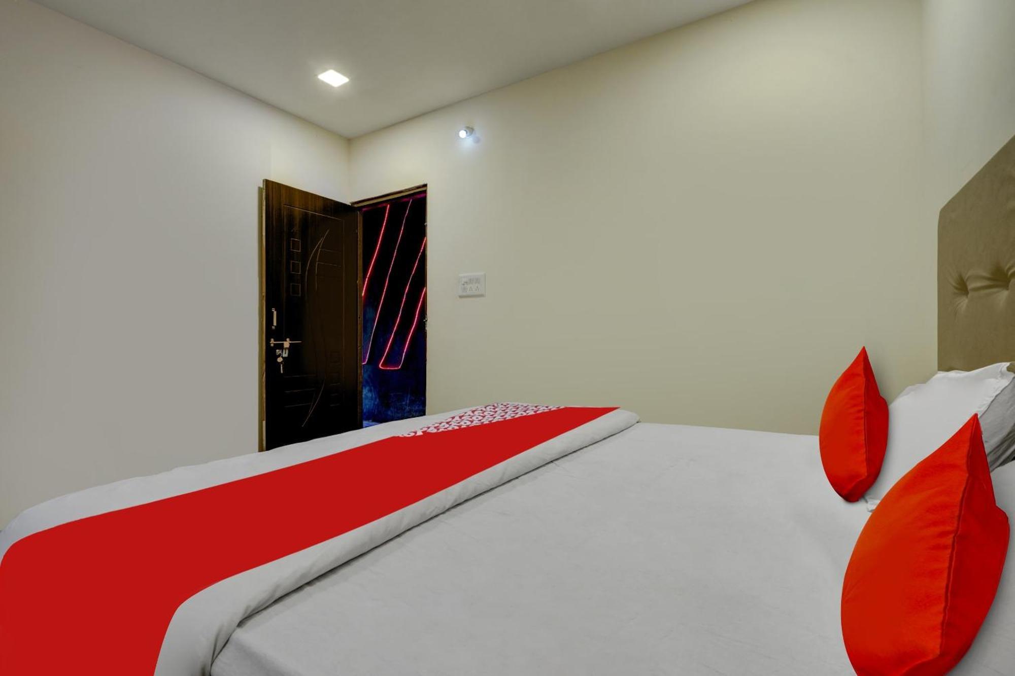 Oyo Flagship The Chirag Resort Bhandara Экстерьер фото